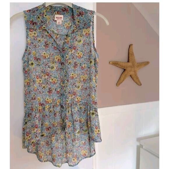 Bundle Of 4 Women's Small/XS Sleeveless Blouses Sheer/Semi Sheer Multiple Colors - Picture 5 of 15